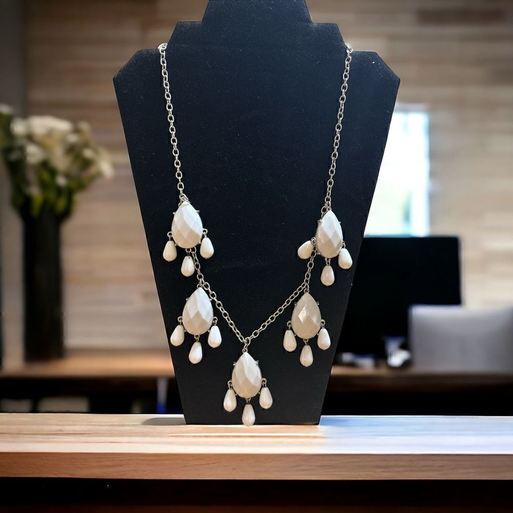 Fashion Jewelry Necklace Silver Tone Metal 27”